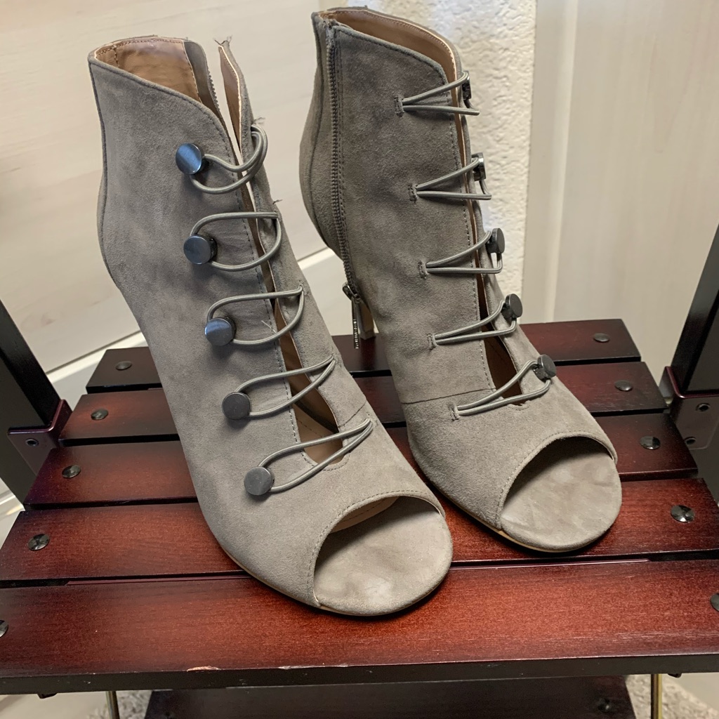 Charles David Light Gray Suede Heel Bootie